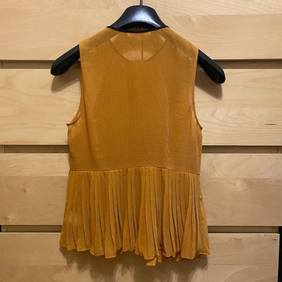 BB DAKOTA BURNT ORANGE PLEATED SHEER SLEEVELESS TOP,  SIZE: SMALL - Picture 2 of 3